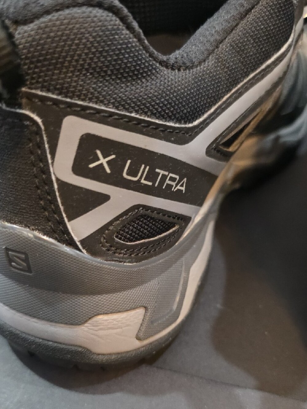 Salomon X Ultra 3 GTX Men's Black and Gray Trail Running Shoes Size 8 - Picture 8 of 11